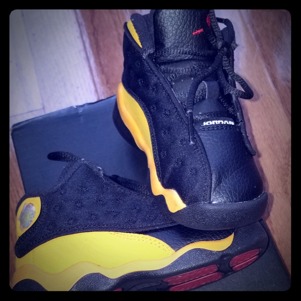 KIDS' TODDLER AIR JORDAN RETRO 13 BASKETBALL SHOES